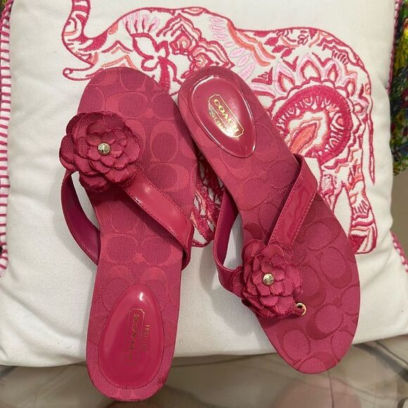 Coach pink Samira flower sandal flip flop - Picture 1 of 6